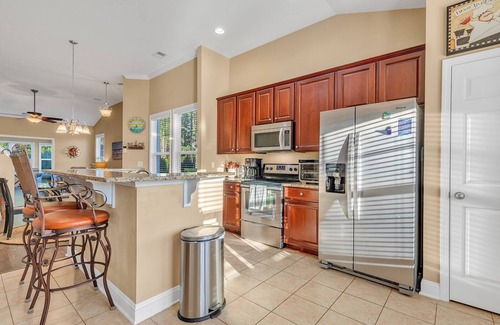 North Myrtle Beach House | Family friendly spacious Barefoot townhome w/neighborhood pool & 4 golf courses