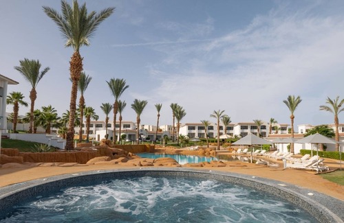 Sharm El Sheikh Resort | Family-Friendly 5-Star Stay with Pools, Spa & Private Beach Access