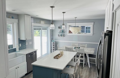 Old Orchard Beach Condo | Family Friendly Modern Condo, 1 Mile from the Beach,