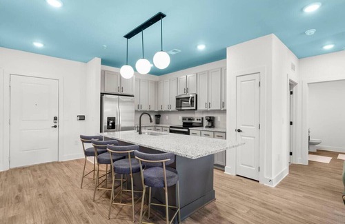 Upper Grand Lagoon Apartment | Family-Friendly 3-Bedroom Condo with Resort Pool