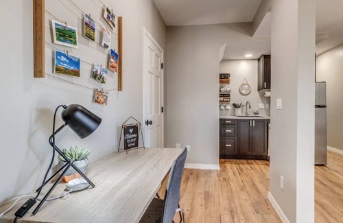Briargate House | Family-Friendly - Cozy Modern - Convenient - USAFA - Air Force Academy