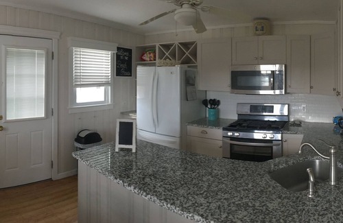 South Beach Haven House | >Family Friendly 3 bd 2 bth home S Beach Haven near beach and park