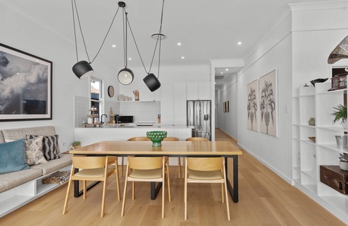 New Farm Apartment | Family-Friendly 3-Bed Apartment in New Farm