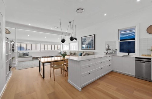 New Farm Apartment | Family-Friendly 3-Bed Apartment in New Farm