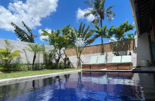 Munggu Villa | Family Friendly 3 Bedroom Villa with Pool and Garden in Seseh Ricefields