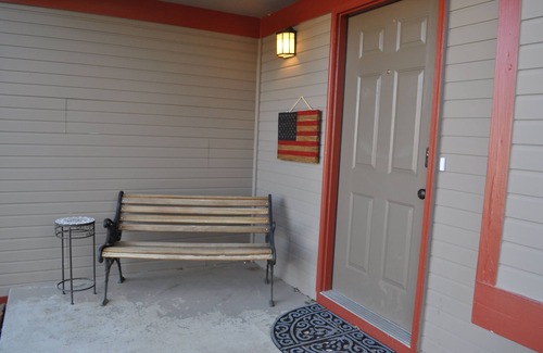 Louisville House | Family-Friendly 3 BR House - Short Walk to Downtown Louisville, Trails & Park