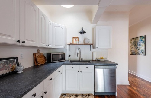 Algiers Point House | Family Friendly 3BR w Parking in Historic Neighborhood, Near French Quarter