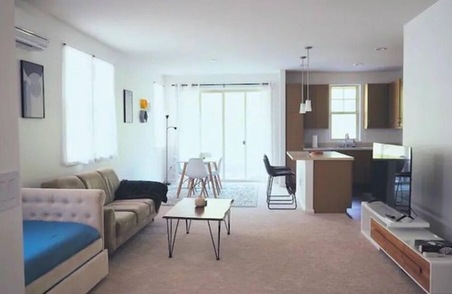 Makaha Valley House | Family Friendly 3BR w/Mt views, Close to Beach