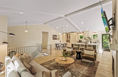 Spokane House | Family-Friendly and Fenced Yard - Great for Pets! Speakeasy – 15 Min to Downtown