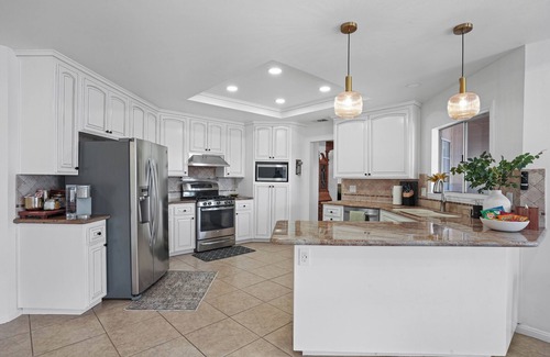 Southeast Anaheim House | Family Friendly Beautiful Decorated Pool Home