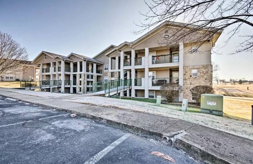 Branson Condo | Family-Friendly Branson Condo w/Outdoor Pool!