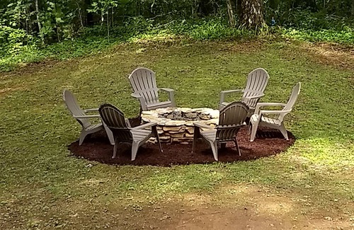 Almond House | Family Friendly, Bryson City, Tsali, GSM Railway, Nantahala