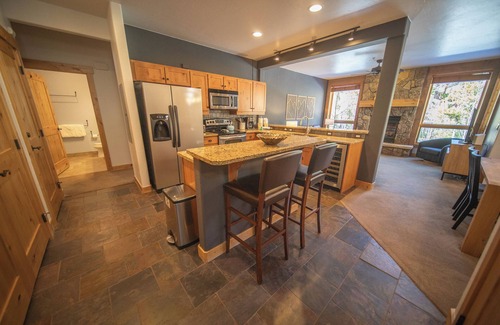 Keystone House | Family Friendly Cabin! Close to Trails!