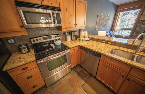 Keystone House | Family Friendly Cabin! Close to Trails!