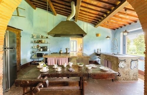 Montepulciano Villa | Family-Friendly country villa with swimming pool near Montepulciano. A/C & Wi-Fi