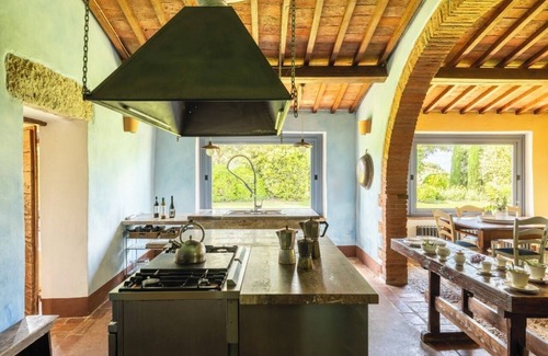Montepulciano Villa | Family-Friendly country villa with swimming pool near Montepulciano. A/C & Wi-Fi
