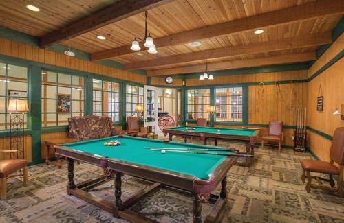 Williamsburg Resort | Family Friendly Countryside Resort Condos close to Colonial Williamsburg