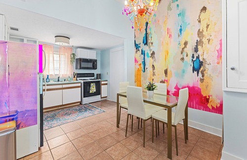 Columbus House | Family Friendly Colorful Historic Uptown Home near Hospitals Ft Benning and CSU