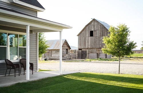 Cornish House | Family-Friendly Country Home in Cache Valley, UT