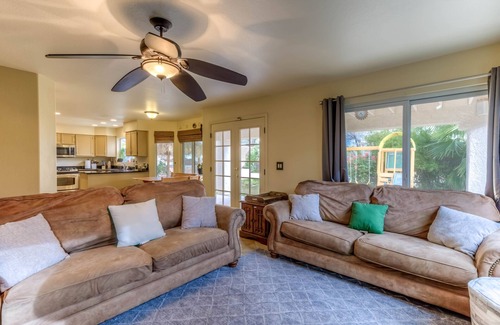 Canada Hills Golf Course House | Family Friendly Desert oasis on golf course with Heated Pool!