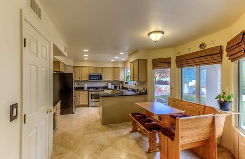 Canada Hills Golf Course House | Family Friendly Desert oasis on golf course with Heated Pool!