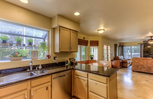 Canada Hills Golf Course House | Family Friendly Desert oasis on golf course with Heated Pool!