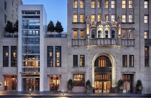 Downtown Dallas Hotel | Family-Friendly Double Bed Room Near Dallas Museums & Cafés