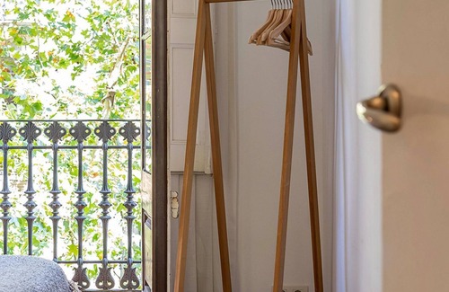 Dreta de l'Eixample Apartment | Family Friendly flat in Eixample