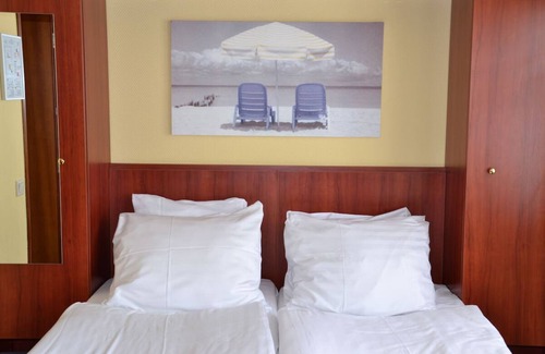 Bergen Hotel | Family-Friendly Getaway | Near Scenic Dunes, Nature Sites, and Outdoor Trails