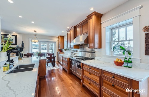 Boulder House | Family-Friendly Getaway, 10-min to Downtown, Trails & More!