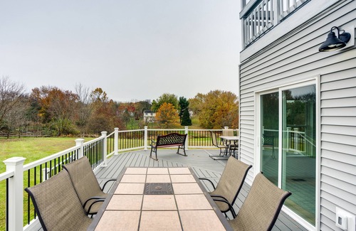 Mainland House | Family-Friendly Hatfield Home: 3 Mi to Downtown!