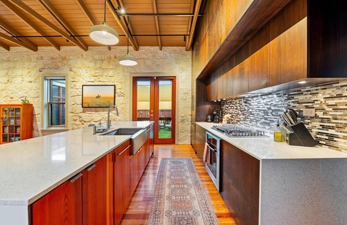 Downtown San Antonio House | Family-Friendly Historic Southtown Pool House