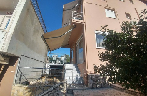 Evrostina Apartment | family-friendly holiday apartment