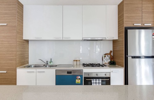 Maidstone House | Family-Friendly Home with Alfresco Patio & BBQ