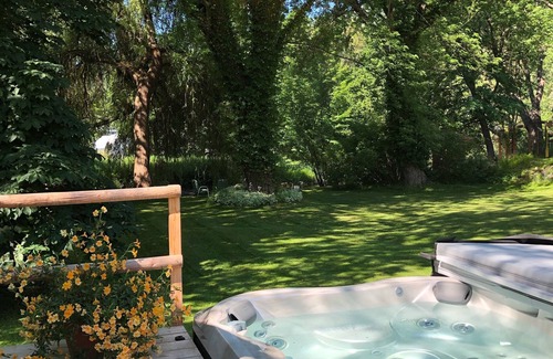 Fruitvale House | Family-friendly home base, great location for your winter or summer travels!