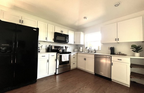 North Palm Beach Heights House | Family-friendly home near Downtown, Stadium, & Beaches.