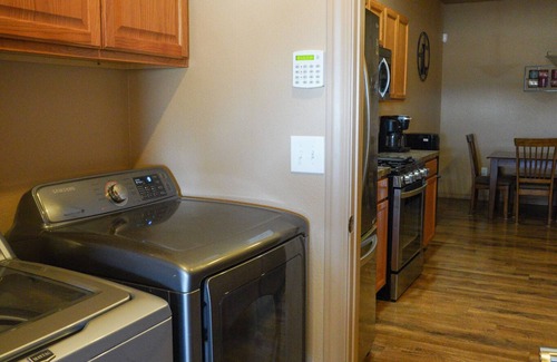 Alamogordo House | Family-Friendly Home ~ Small Town Surrounded By Mountains ~ Near Holloman AFB