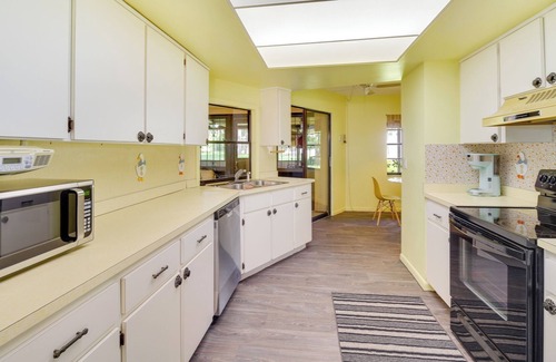 Florida South Atlantic Coast House | Family-Friendly Home on Lake Tulane: Great Views!