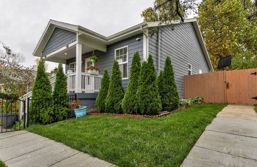 Des Moines House | Family-Friendly Home Near Airport and Downtown with Plenty of Quality Amenities