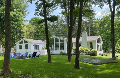 Fennville House | Family Friendly Home, Pool, Huge Yard, Gardens, Firepit, Close to Beaches Towns