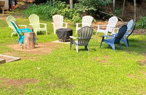Gansevoort House | Family Friendly Home Close to the Saratoga Race Track, Sleeps 10 comfortably
