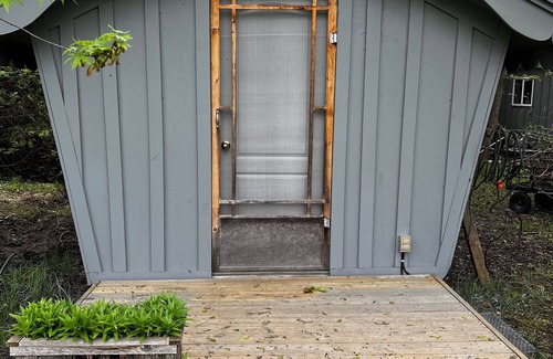 Clearview Cabin | Family Friendly Houskeeping Cabin with additional Bunkie.