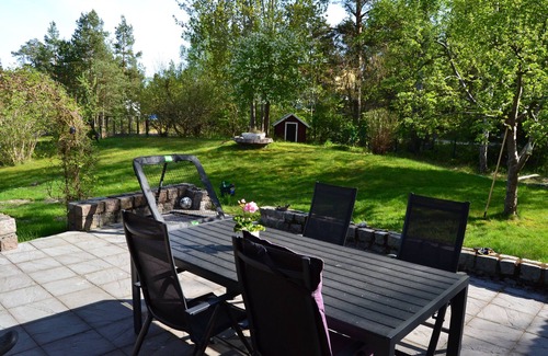 Kummelnas House | Family-friendly house with jacuzzi near lake, sea, nature and Stockholm