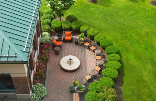 Silver Lane House | Family-Friendly Inn Near Shops at Somerset Square: Free Parking, Pool, 4 Units