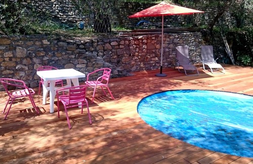 Diano San Pietro Apartment | Family-friendly Ligurian 2 bedroom flat with pool and playground