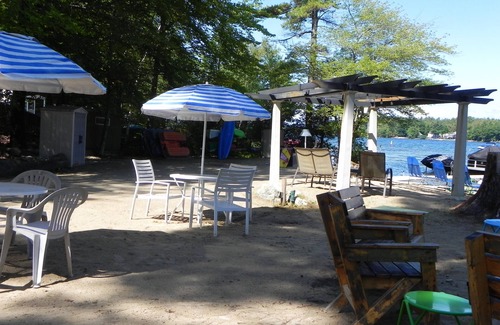 Moultonborough House | Family Friendly Lake Winnipesaukee Water Front.Boat launch across the street