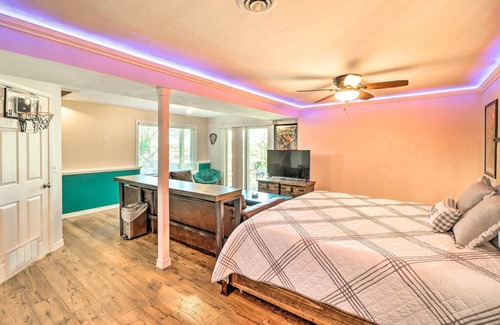 Lakeview House | Family-Friendly Lakeview Home w/ Private Yard