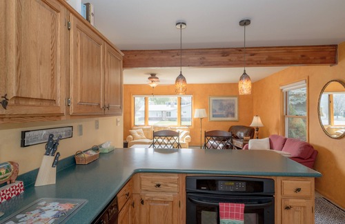 Salida House | Family-Friendly Large House on the Mesa - Walk to Town and River!