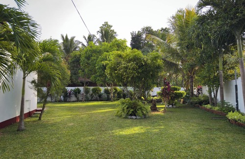 Maha Induruwa Villa | Family Friendly Colonial Villa