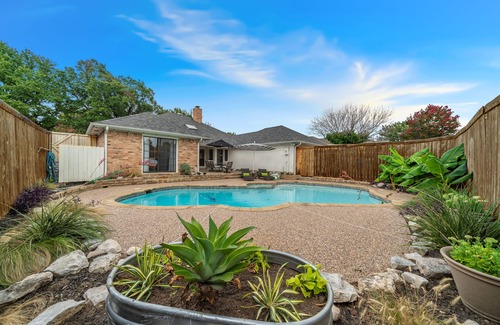 Northeast Carrollton House | Family Friendly Luxury Home with Pool